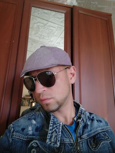  ,   Alex, 38 ,   ,   
