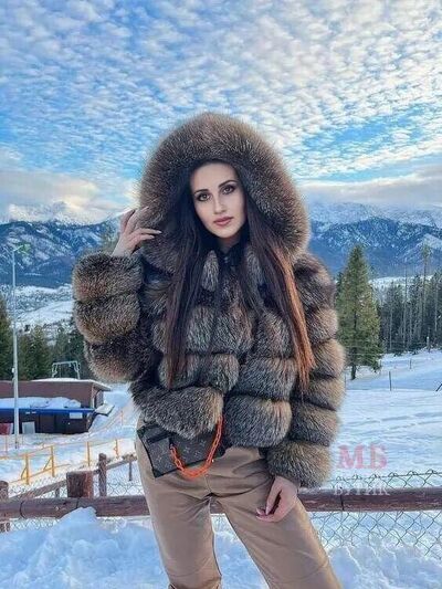  ,   Anna, 31 ,   ,   