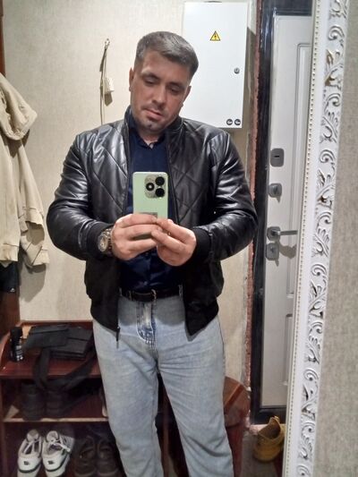  ,   Dimarik, 35 ,   ,   