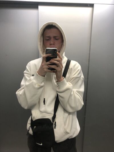  Utopia,   , 22 ,   ,   