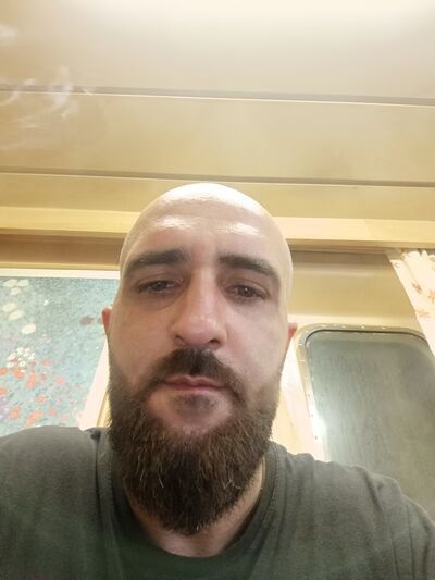  ,   Shota, 32 ,   ,   