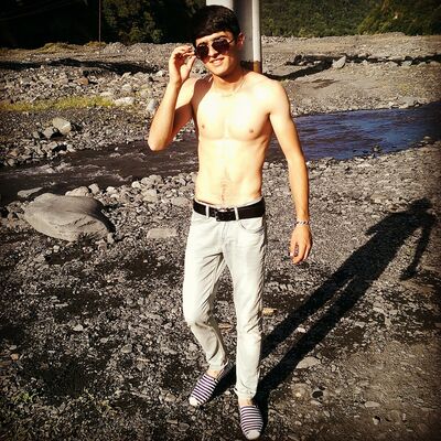  ,   Senan, 32 ,   ,   , c , 