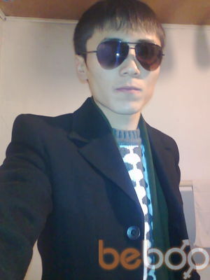  ,   Nur, 37 ,  
