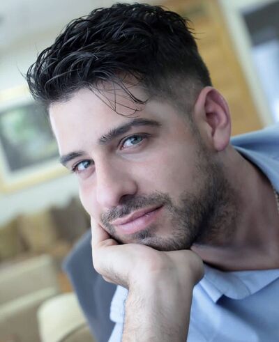  ,   Romano, 44 ,   ,   