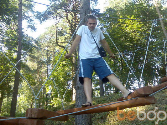  3331182  Aleksandr, 40 ,    