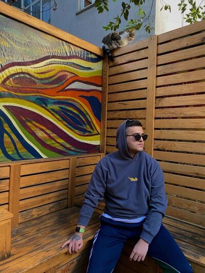  Ortakoy,   Emir, 26 ,   ,   