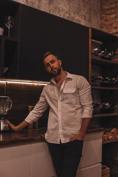  -,   Artem, 38 ,   ,   