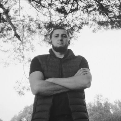  ,   Ruslan, 31 ,   ,   , c , 