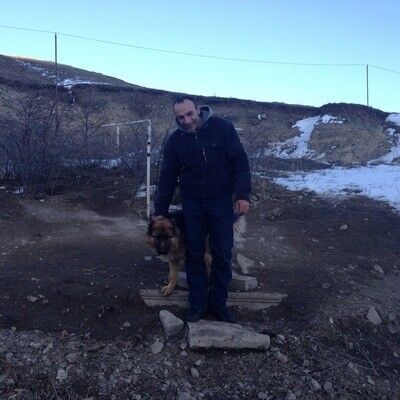  ,   Davo, 29 ,   