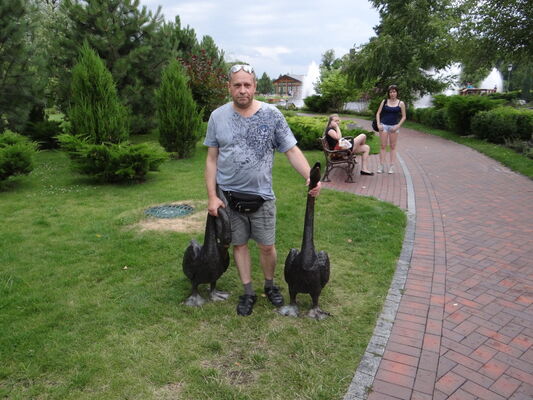  ,   Alexs, 58 ,   