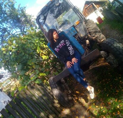  ,   Valentinka, 22 ,   c 