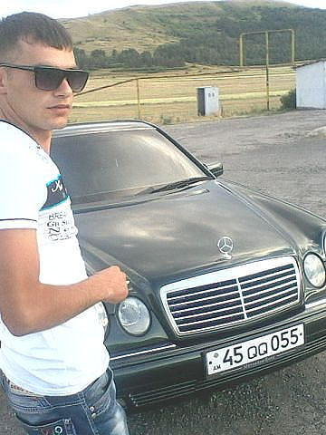  ,   Ash, 33 ,   ,   , c 