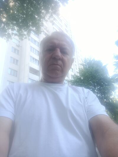  ,   Nikolay, 70 ,   ,   , c , 