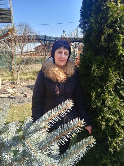  ,   Maria, 44 ,   ,   