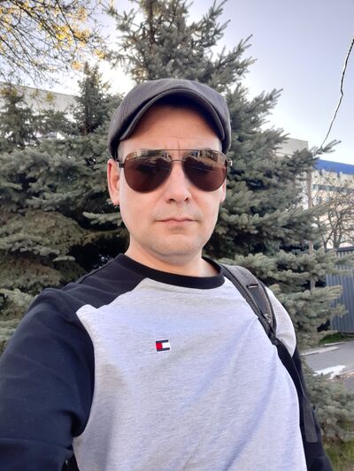  ,   Batyr, 44 ,   ,   