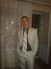  ,   Vic, 32 ,   