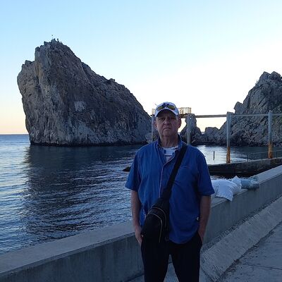  ,   Oleg, 57 ,   c 