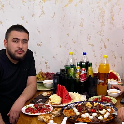  ,   Uroqzoda, 28 ,   ,   