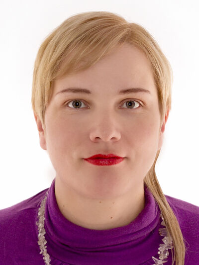  ,   Veronika, 47 ,   