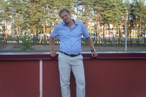  ,   Igor, 41 ,   