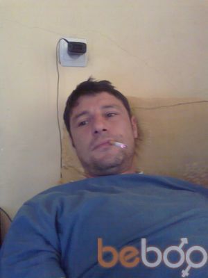  3780382  Barambo, 45 ,    