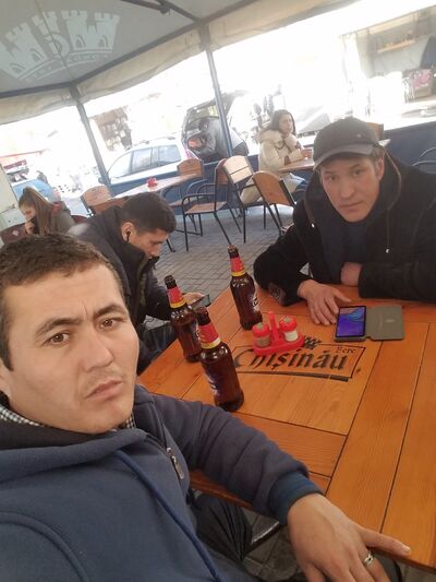  ,   Axadbek, 37 ,   ,   , c 