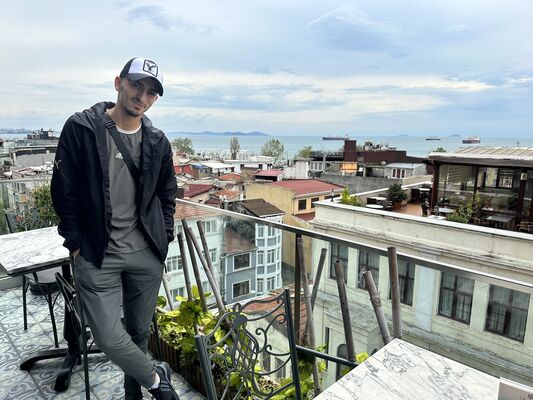  ,   Levan, 29 ,   ,   