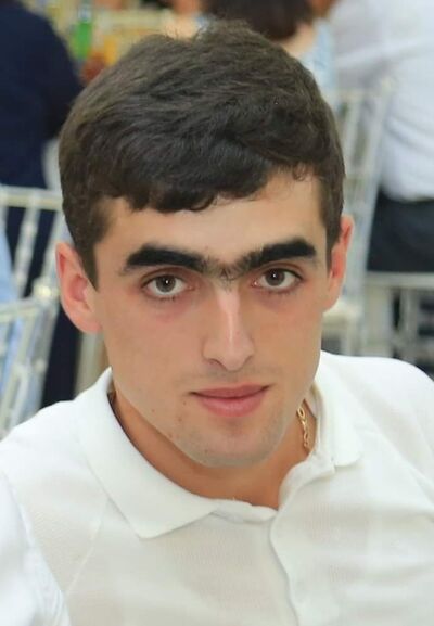  ,   Hmayak, 29 ,   