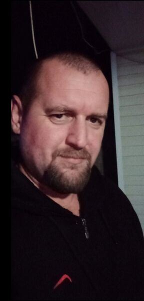  ,   Artur, 40 ,   ,   , c , 