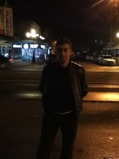  ,   Artur, 41 ,   ,   , c 