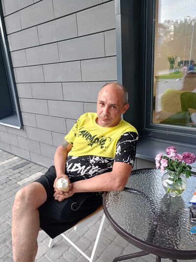  ,   Mihail, 41 ,   ,   
