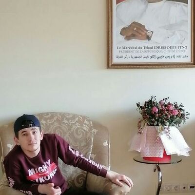  ,   Alek, 27 ,   ,   