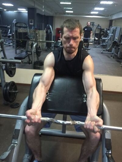  ,   Mik, 40 ,   