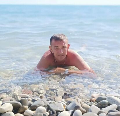  --,   Max, 39 ,   ,   , c 