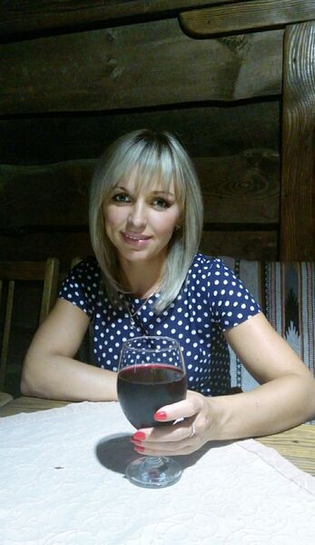  ,   Natalia, 40 ,   ,   