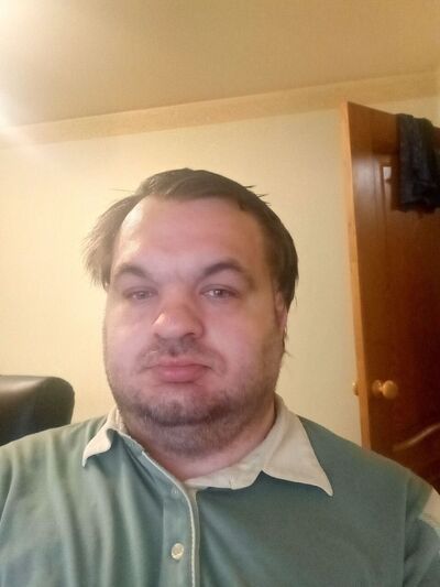  ,   Valery, 44 ,   ,   