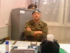 ,   Alex, 52 ,   