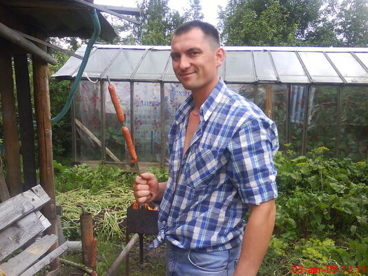  ,   Aleksandr, 47 ,  
