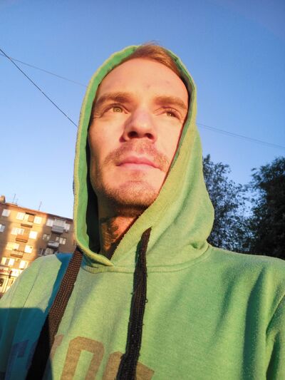  ,   Urik, 32 ,   ,   , c 