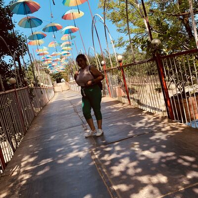  ,   Leyla, 51 ,   c , 