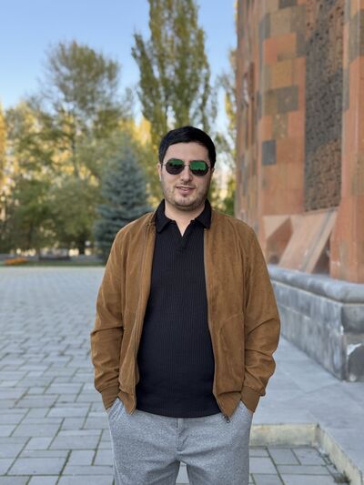  ,   Hovsep, 30 ,   ,   