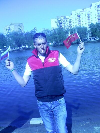  ,   Kastean, 32 ,   ,   , c 