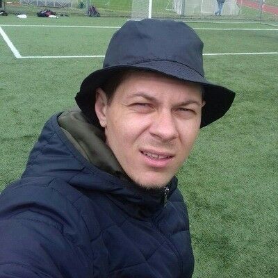  ,   Ihoryan, 35 ,  