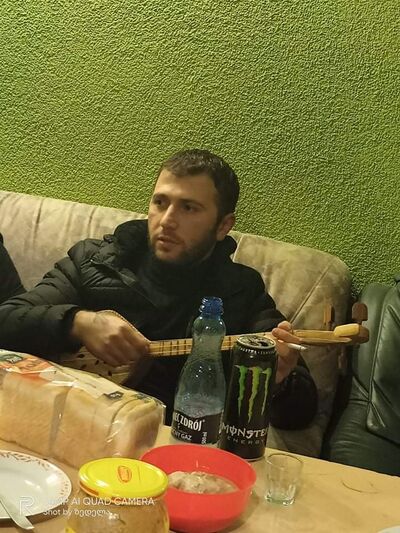  ,   Bacho, 34 ,   ,   
