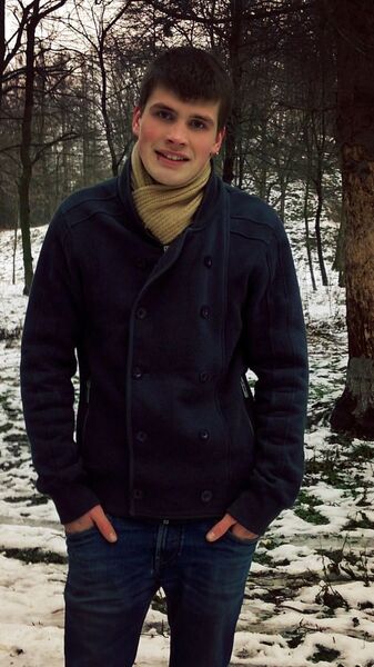  ,   Monik, 31 ,   
