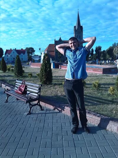  ,   Aleks, 32 ,   