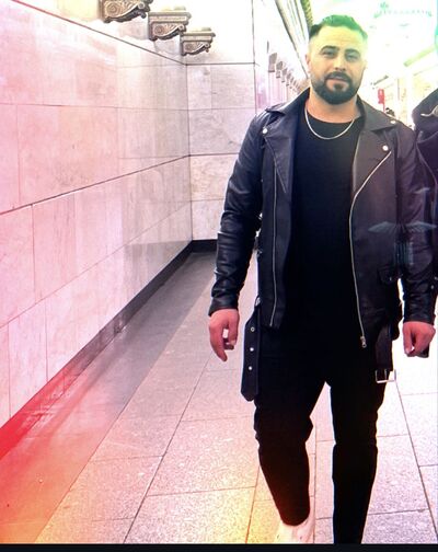  Port Washington,   , 32 ,   ,   