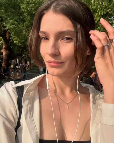  Frankfurt am Main,   , 29 ,   ,   , c , 