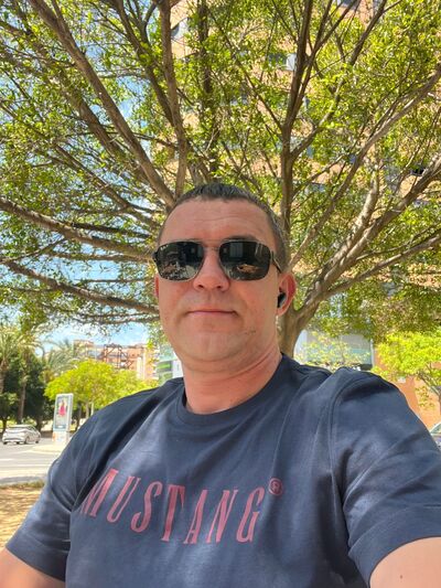  ,   Aleksei, 43 ,   ,   