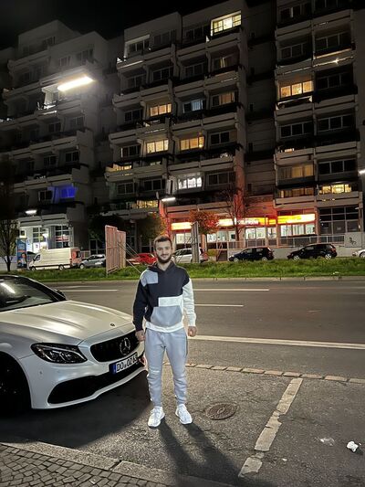  ,   Davlatov, 27 ,   ,   